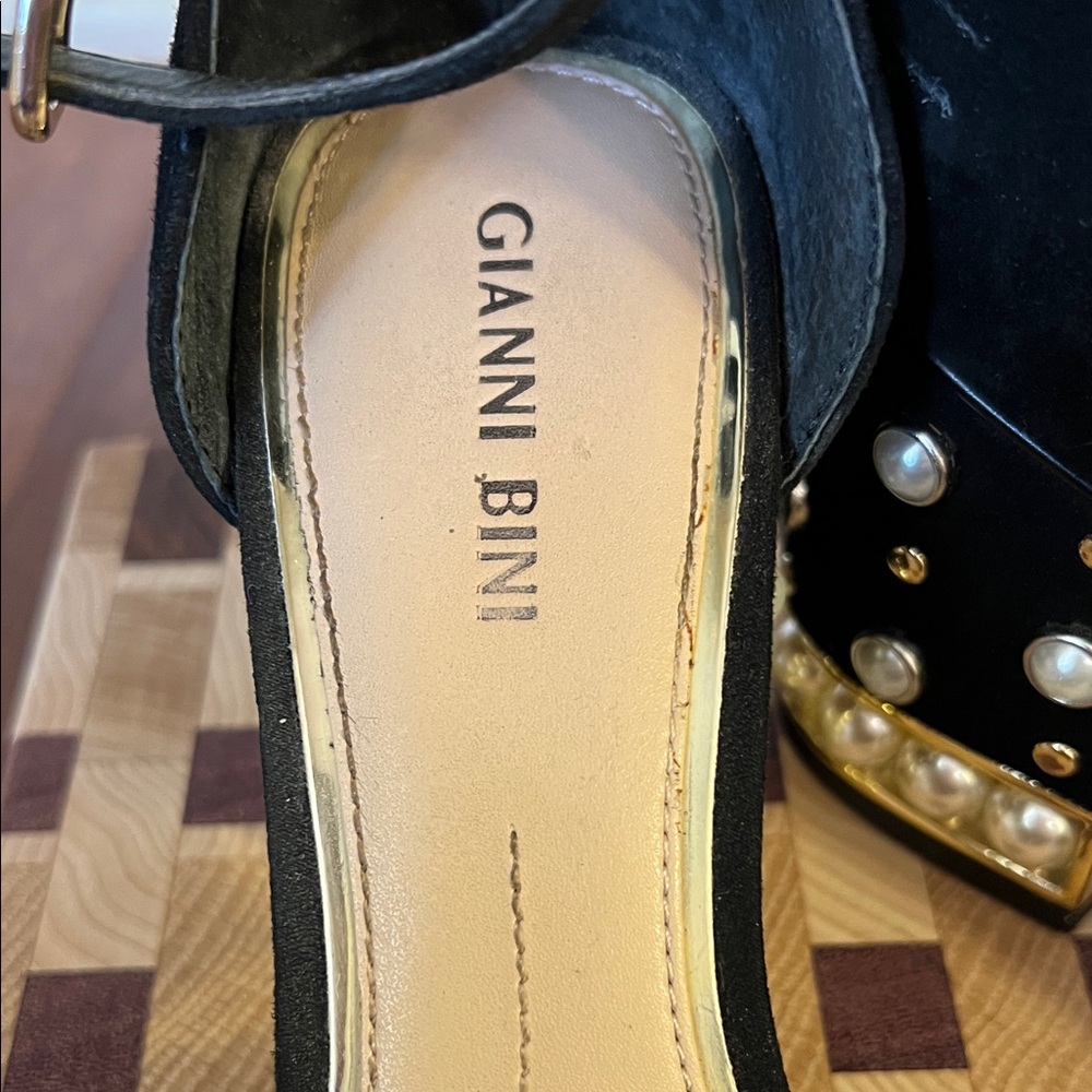 Gianni Bini Black Women's Heels Sz 8 - Picture 2 of 12